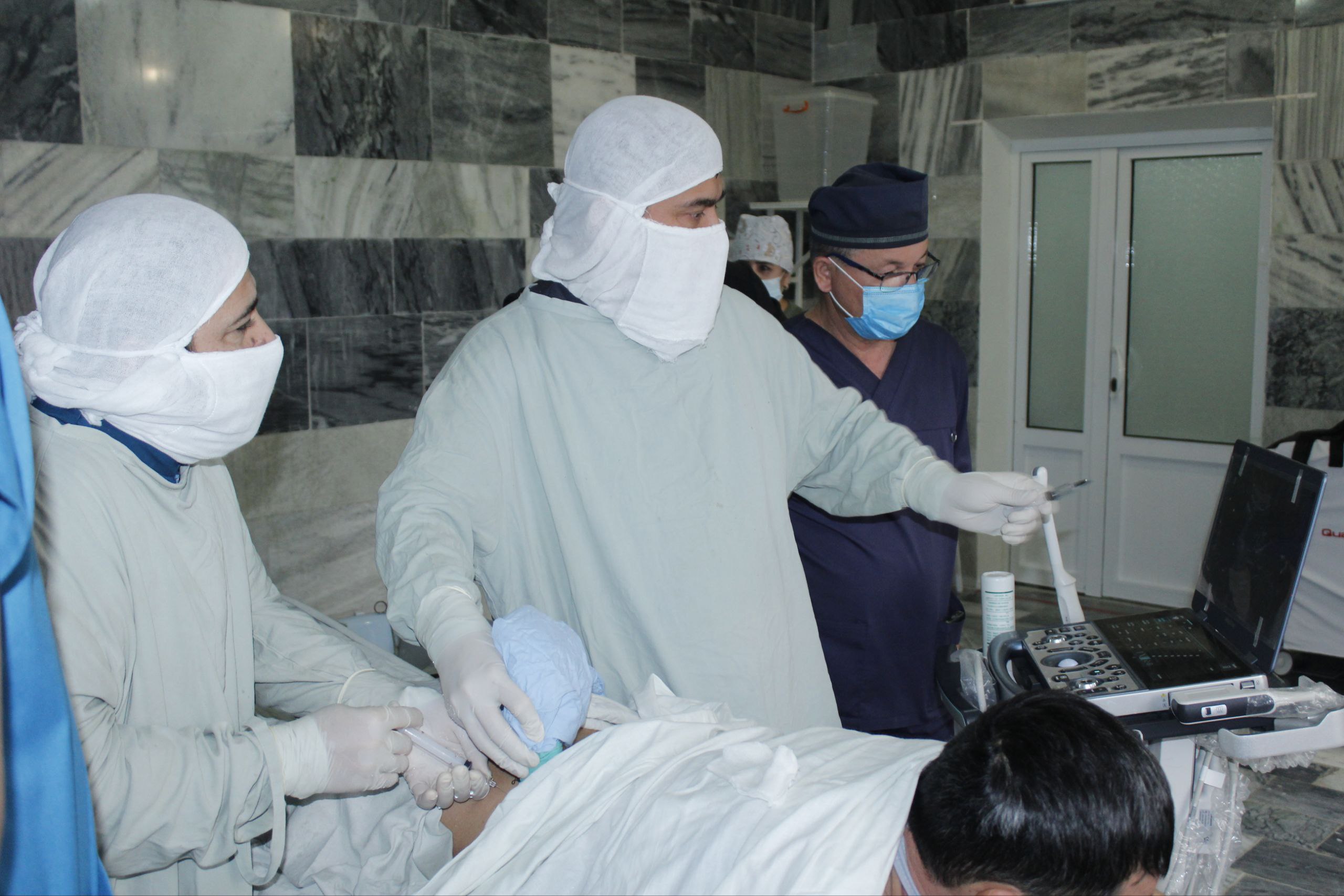 Qashqadaryo viloyati ko‘p tarmoqli tibbiyot markazida buyrak biopsiyasi amaliyotlari muvaffaqiyatli amalga oshirildi